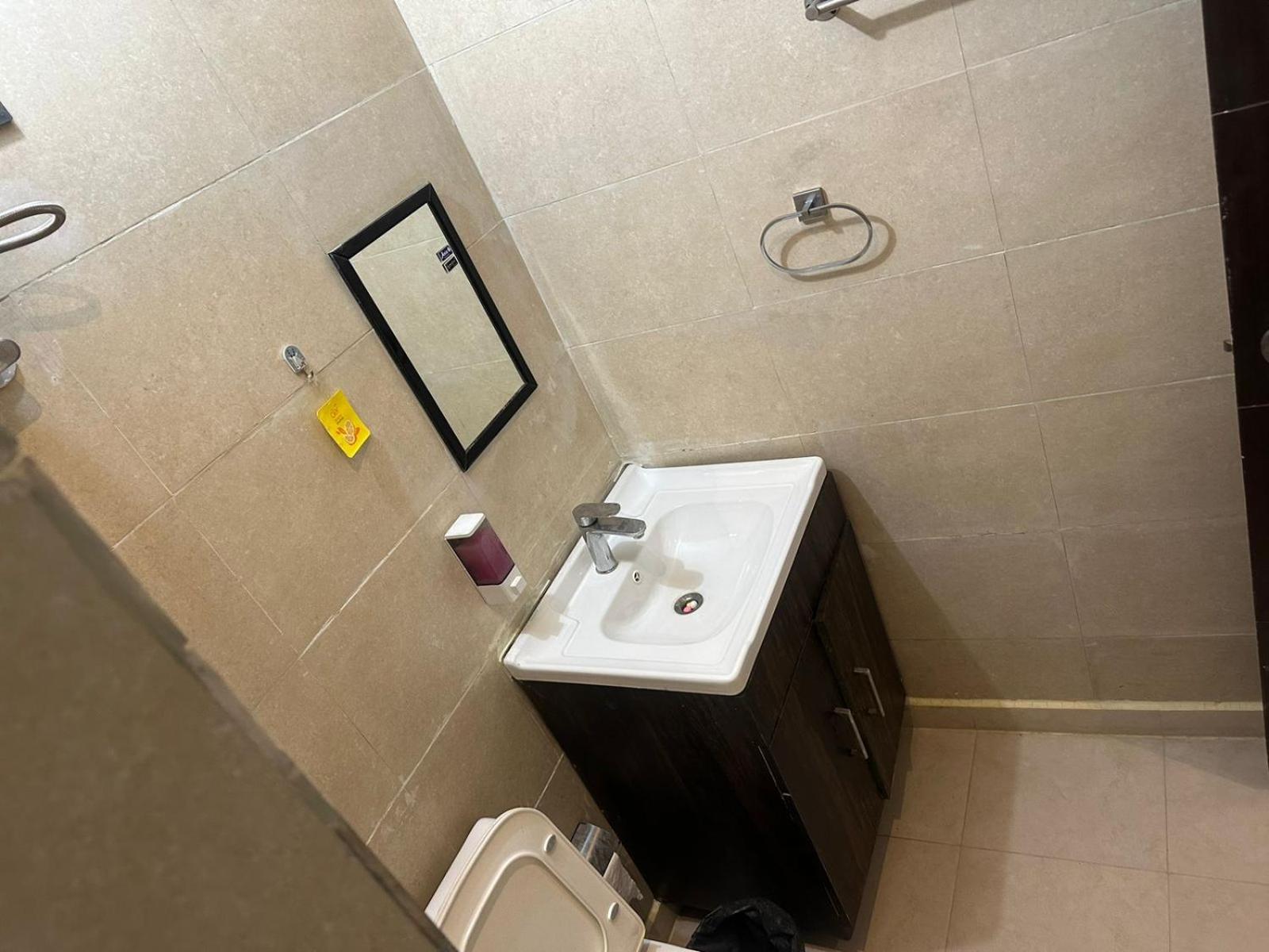 Hotel Kritika Greater Noida Zewnętrze zdjęcie
